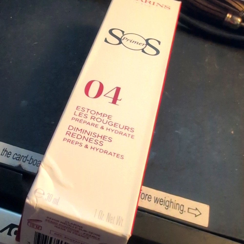 NEW CLARINS SOS 04 Green Primer Diminishes Redness Preps & Hydrates 30mL NIB NEW